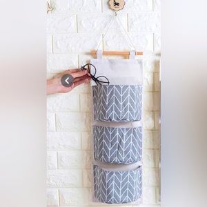 Wall hanging storage bags
